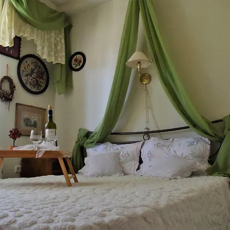 Palio Apartman PalaiónTsiflíkion