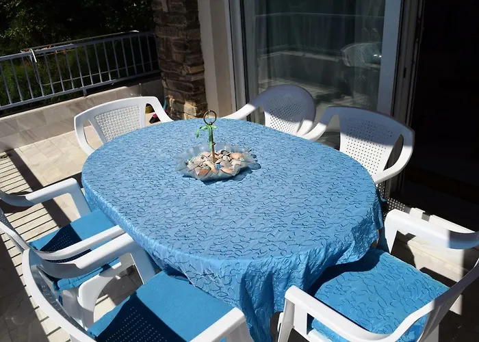 Palio Appartement PalaiónTsiflíkion